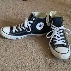 Black high top converse
